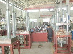 全自動智能油壓機加工系統產業化前景分